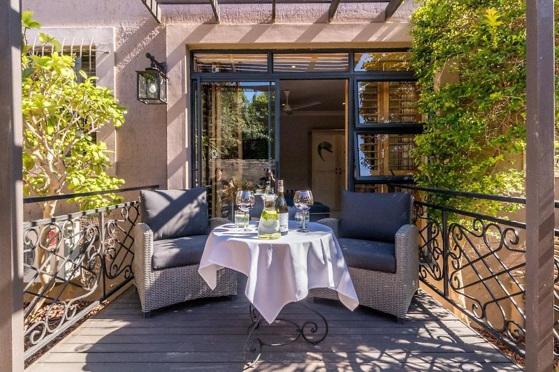 SW1 Luxury Guest Retreat 2