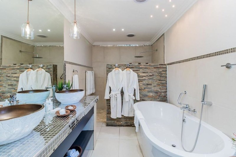 SW1 Luxury Guest Retreat 3