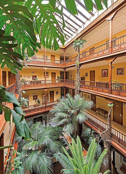 Hotel Monopol 12