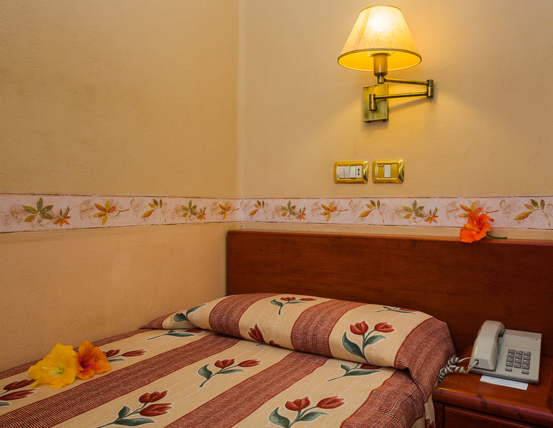Hotel Monopol 12