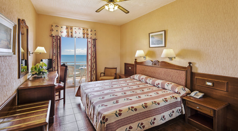 Hotel Monopol 9