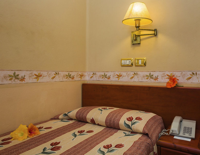 Hotel Monopol 12