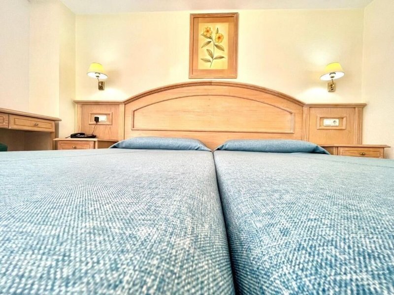 Park Plaza & Tropical - Park Plaza 16