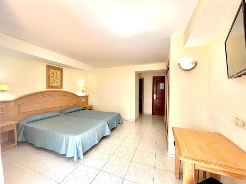 Park Plaza & Tropical - Park Plaza 21