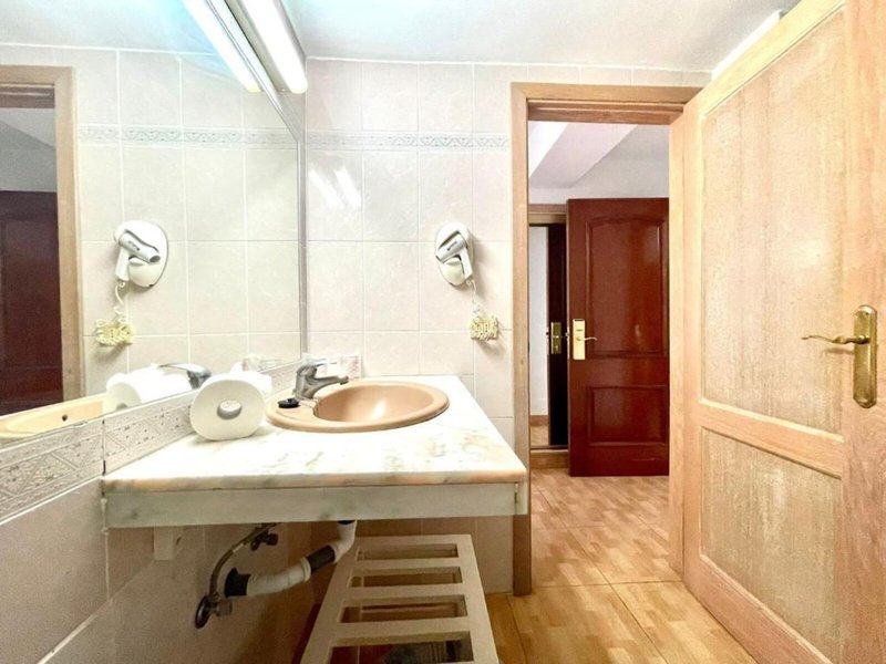 Park Plaza & Tropical - Park Plaza 25