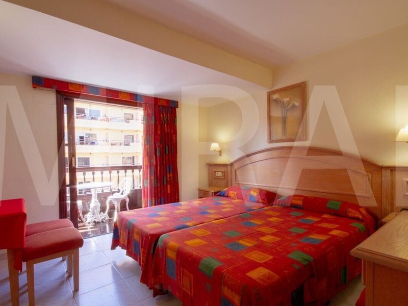 Park Plaza & Tropical - Park Plaza 38