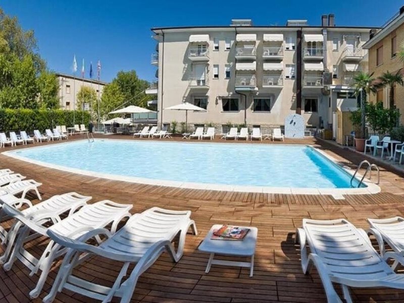 Hotel St. Moritz 3