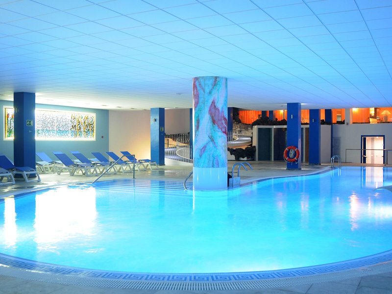 La Quinta Park Suites 10
