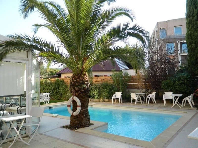 Adonis Arc Hotel Aix 7