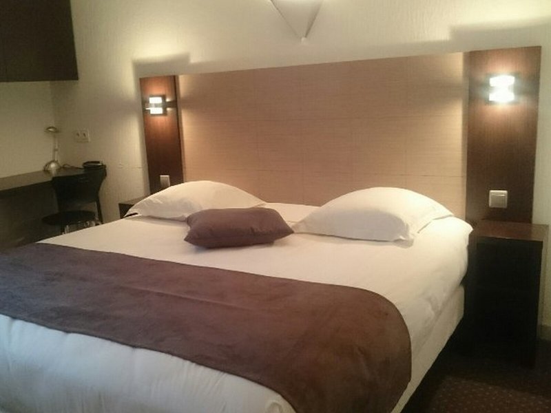 Adonis Arc Hotel Aix 35
