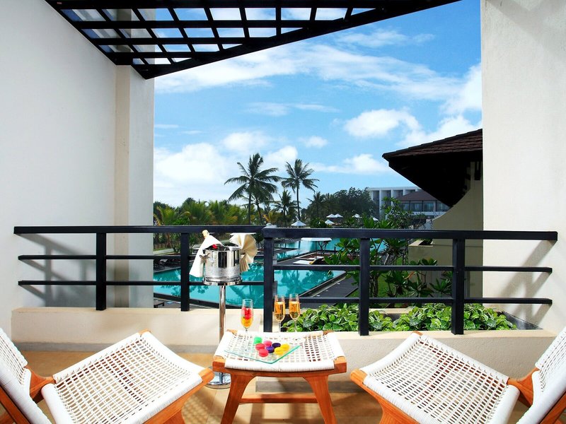 Centara Ceysands Resort & Spa 1