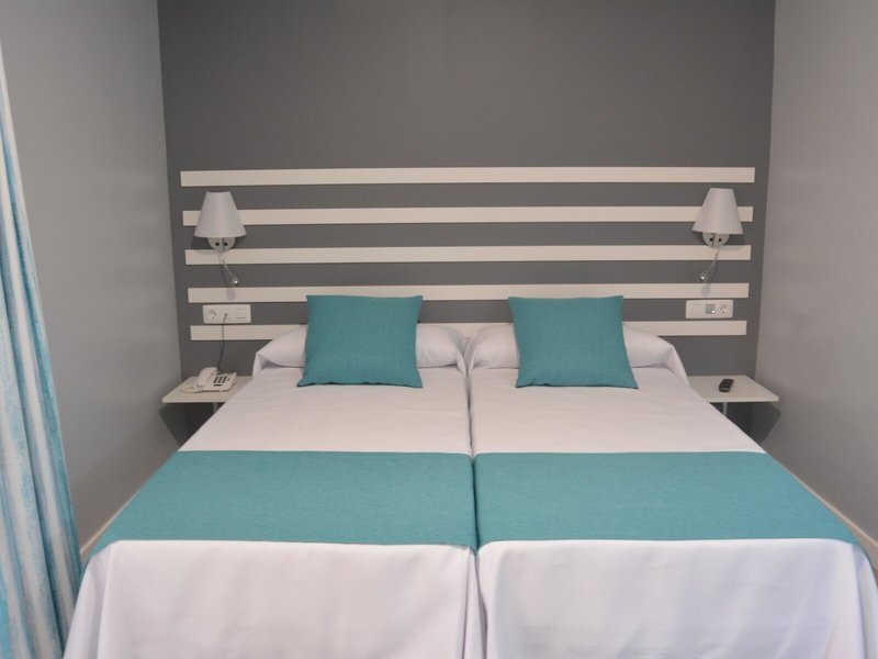 RF Apartamentos Bambi 7