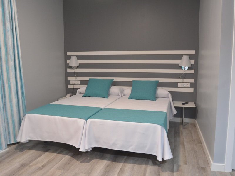 RF Apartamentos Bambi 8