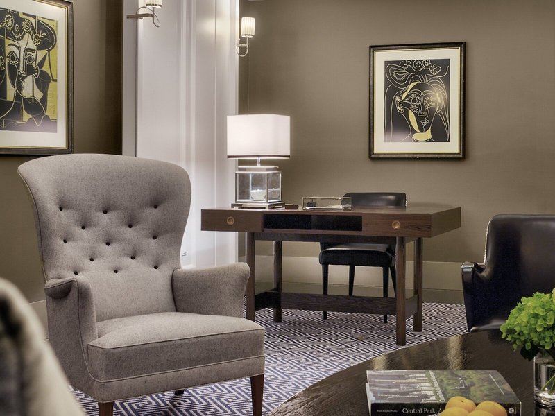 The Carlyle 11