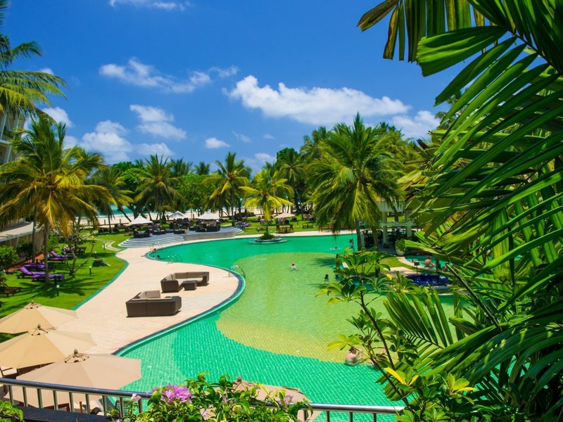 The Eden Resort & Spa 11