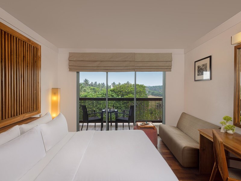 The Eden Resort & Spa 44