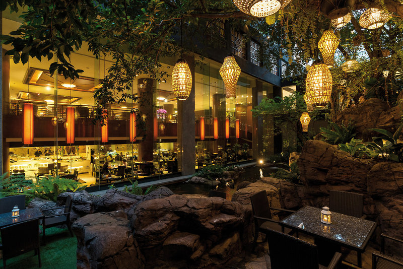 Banyan Tree Bangkok 38