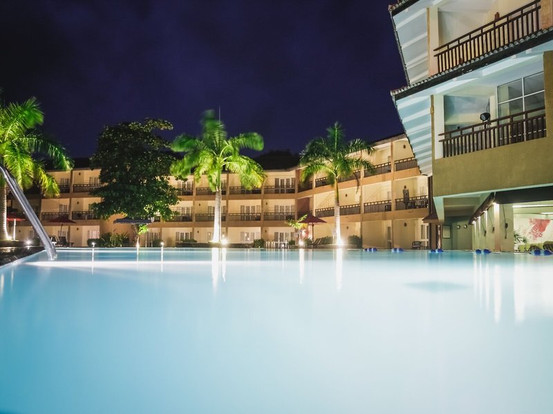 The Palms Hotel 15