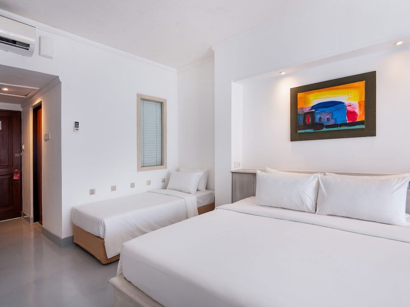The Palms Hotel 48