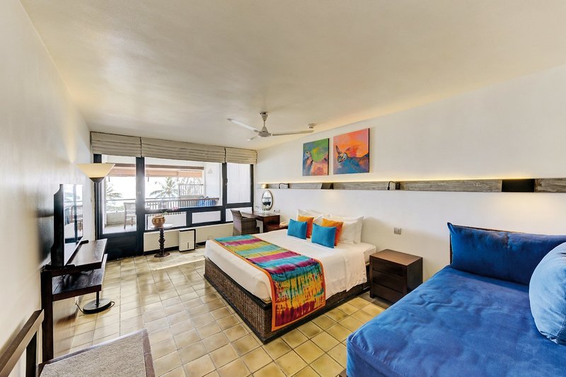 Hikka Tranz by Cinnamon 15