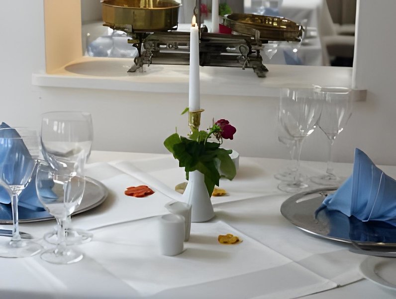 Arvena Reichsstadt Hotel 5