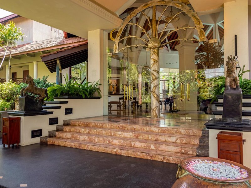 Royal Palms Beach Hotel 2