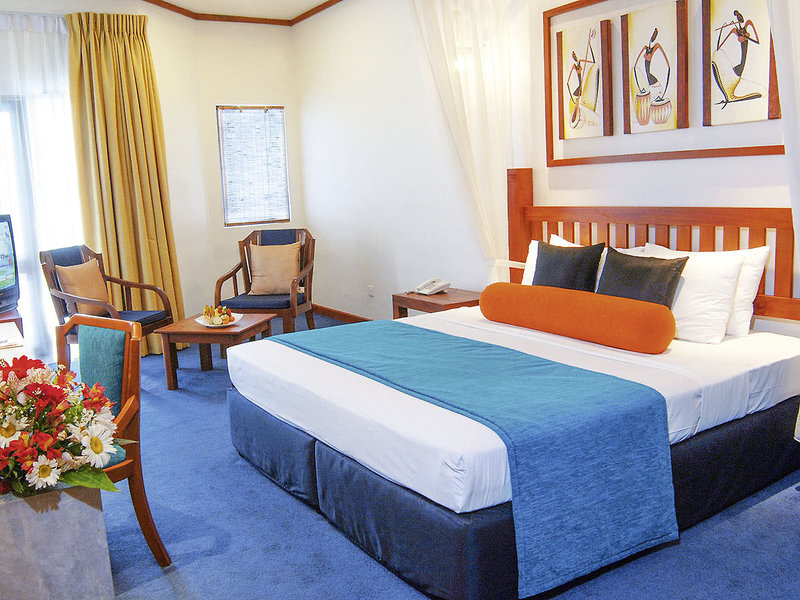 Tangerine Beach Hotel 8