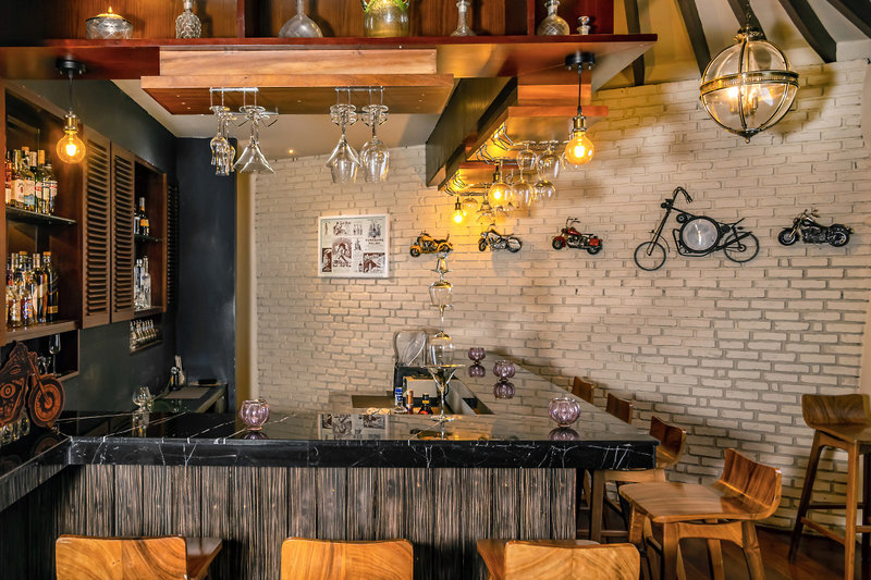 Tangerine Beach Hotel 7