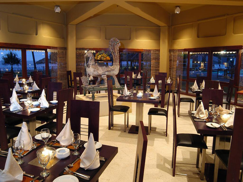 Tangerine Beach Hotel 9