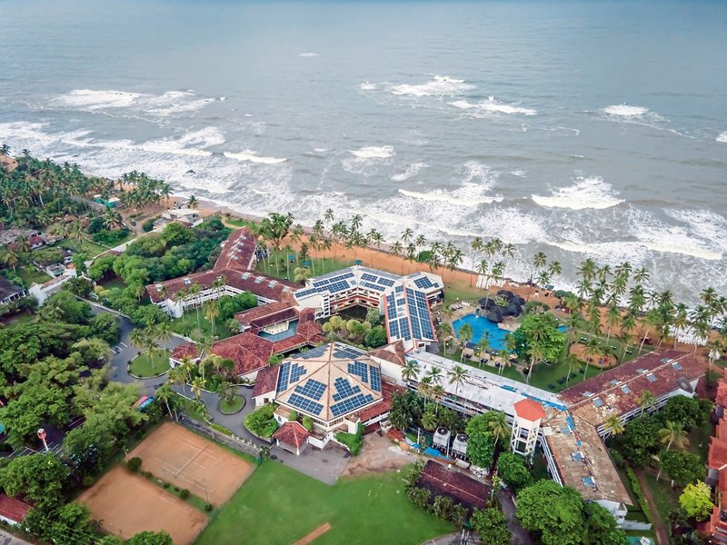 Tangerine Beach Hotel 2