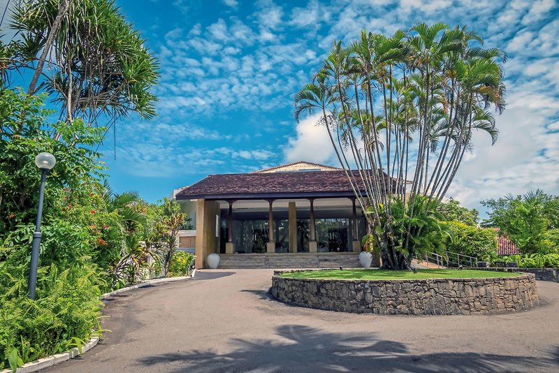 Tangerine Beach Hotel 9