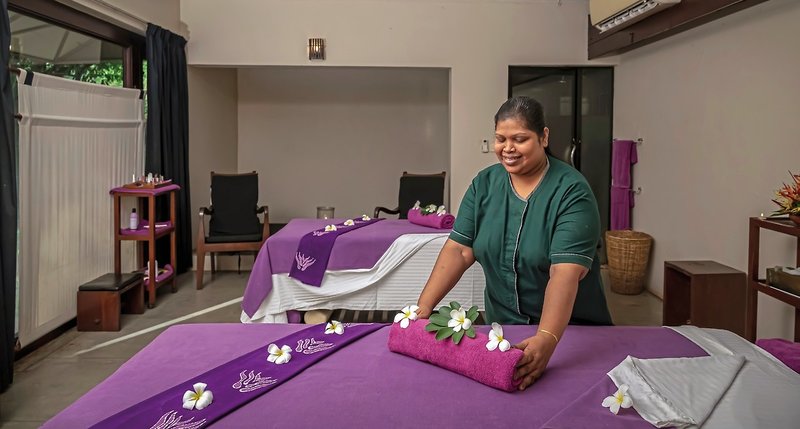 Tangerine Beach Hotel 18