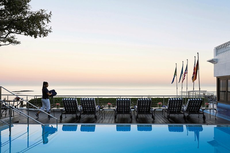 The Twelve Apostles 23