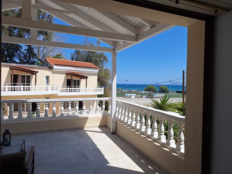Perla Beach 8