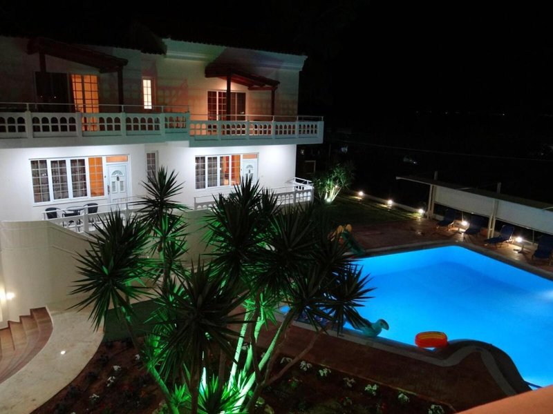 Perla Beach 18