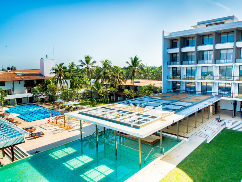Goldi Sands 1