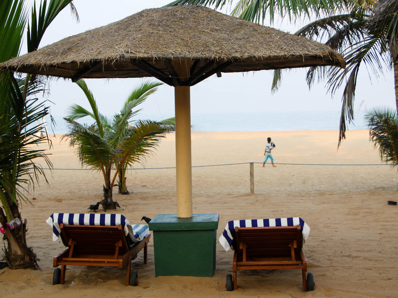 Goldi Sands 10