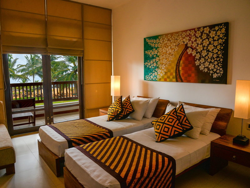 Goldi Sands 29