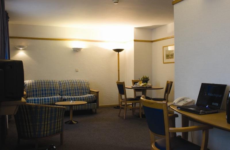 VIP Executive Éden Aparthotel 5