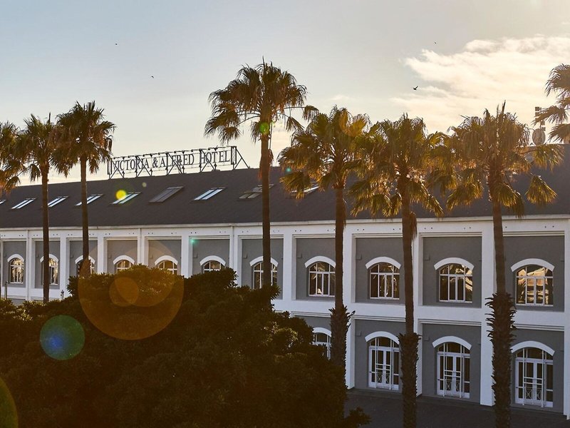 Victoria & Alfred 6 - Exterior