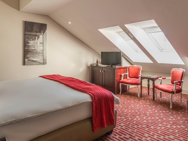 Victoria & Alfred 34 - Room Example