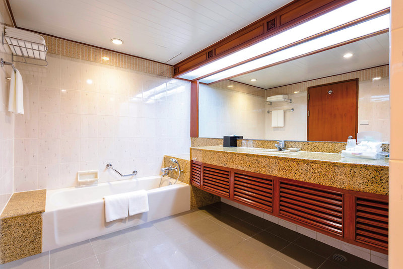 Holiday Inn Chiang Mai 8