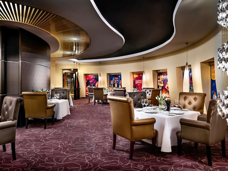 The Fairmont Dubai 26