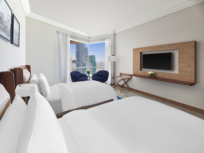 The Fairmont Dubai 44