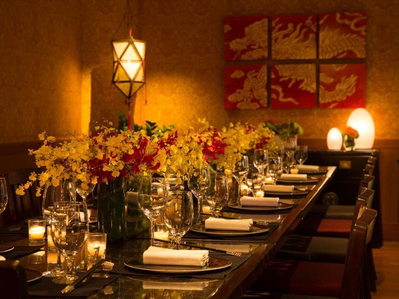 The Peninsula Chicago 6