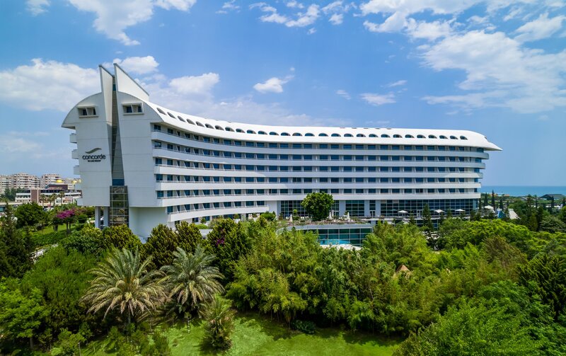 Concorde De Luxe Resort 13