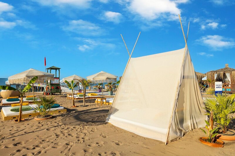 Concorde de Luxe Resort 85