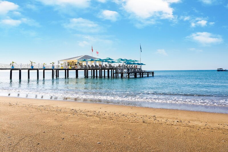 Concorde de Luxe Resort 92