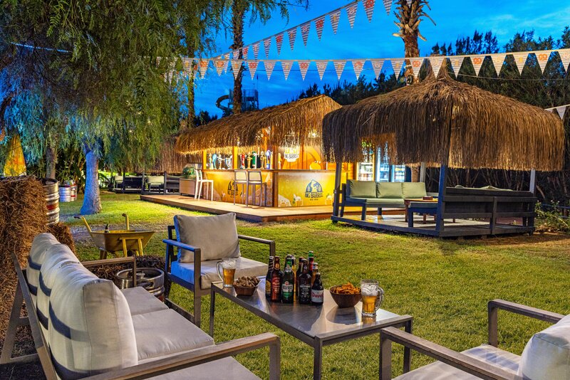 Concorde de Luxe Resort 330