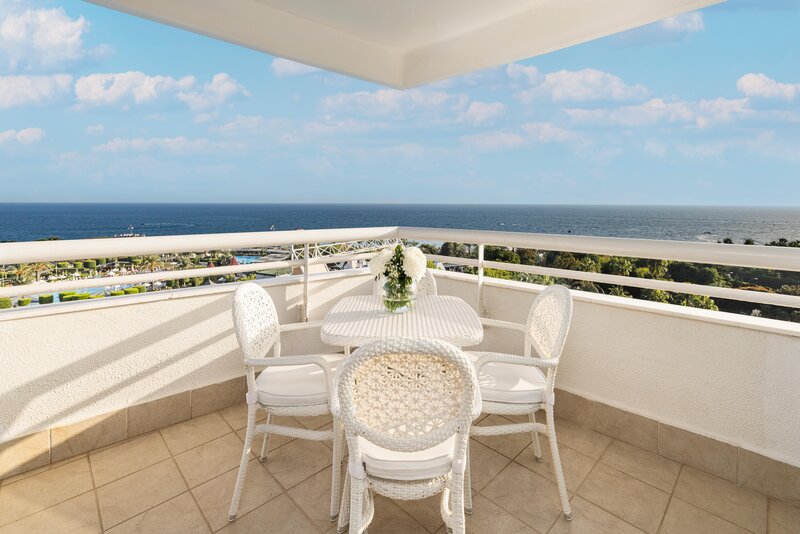 Concorde De Luxe Resort 150